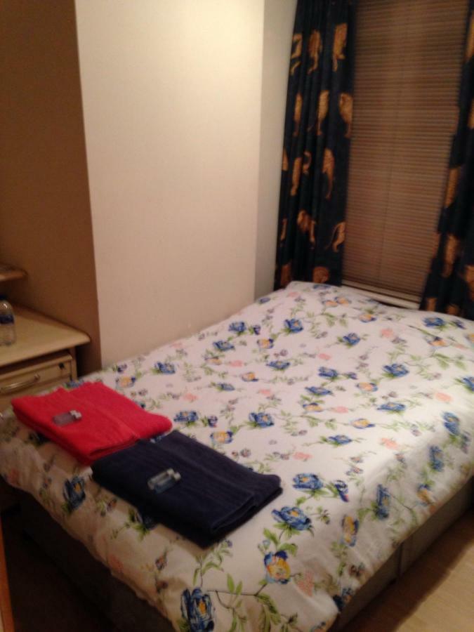 Gabe's In Habitación en casa particular Londres